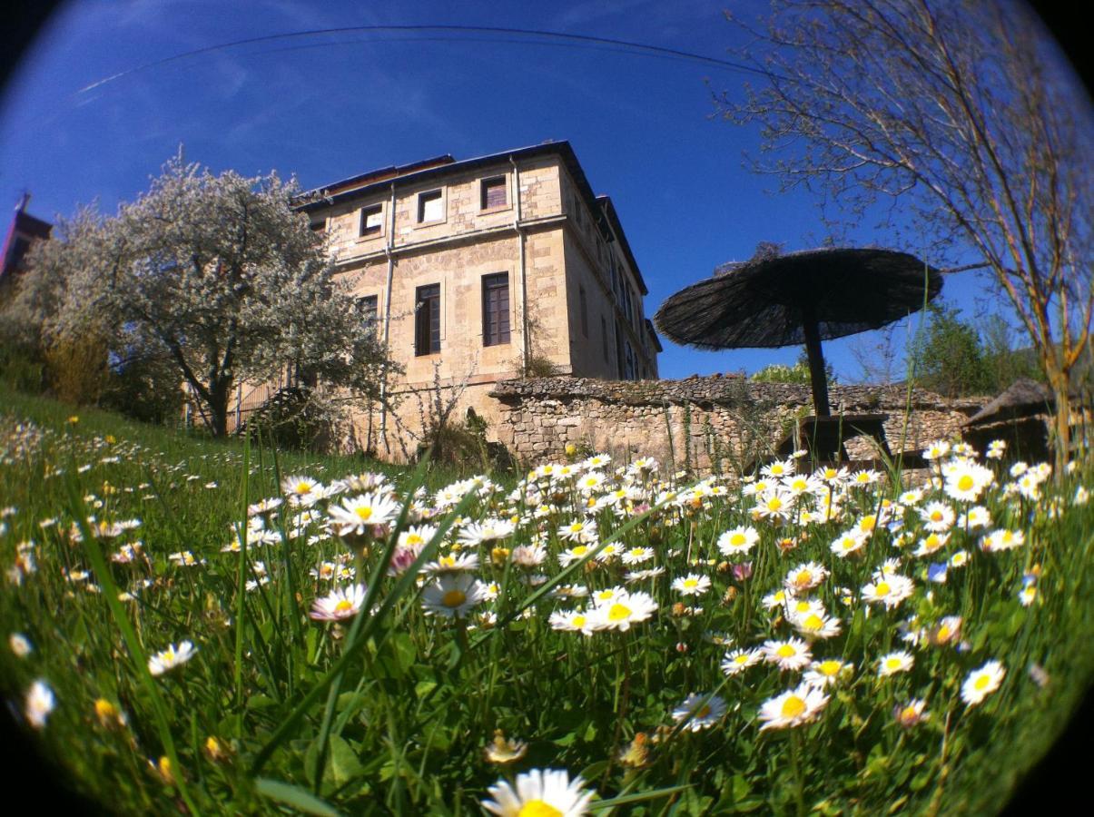 Arte Y Natura Valdivielso Quintana de Valdivielso Luaran gambar